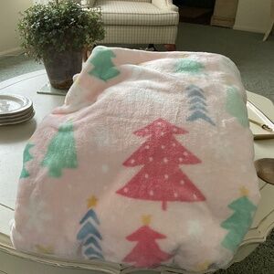 Christmas Tree Throw, Pastel Colors